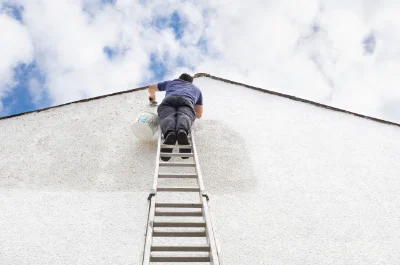Peinture extérieure à Saint-Sauveur-Camprieu — façades et ravalement